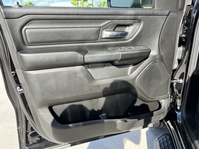 2025 Ram 1500 Tradesman photo 13