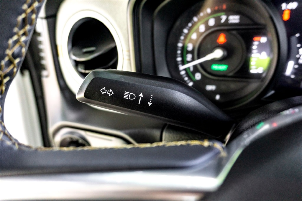 2024 Jeep Wrangler Sahara 4xe photo 18