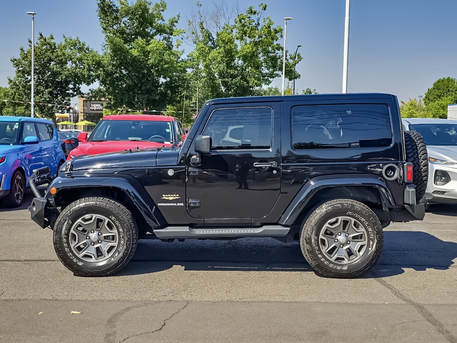 2014 Jeep Wrangler Sahara photo 6