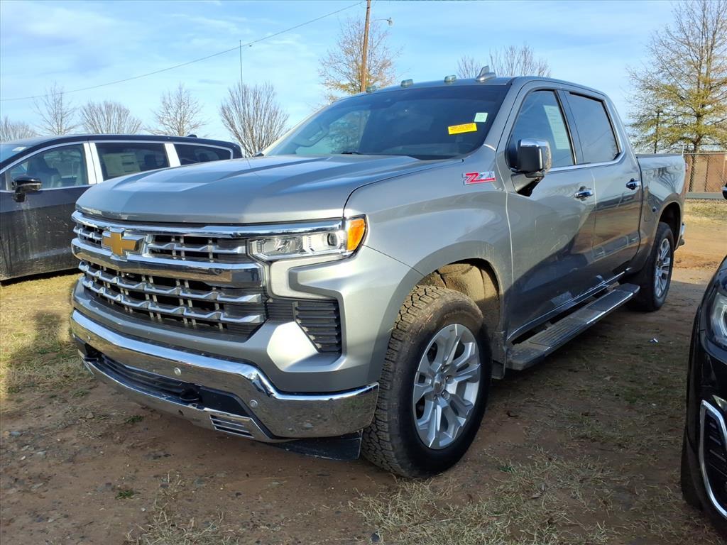 2024 Chevrolet Silverado 1500 LTZ's photo