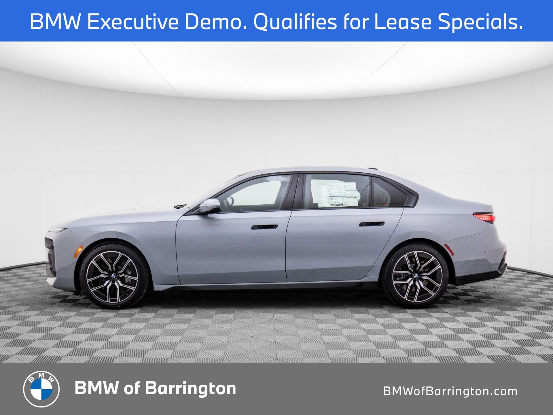 New 2025 Brooklyn Grey Metallic BMW 760i xDrive image 2