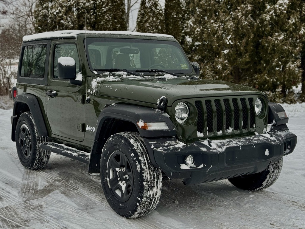 2021 Jeep Wrangler Sport's photo