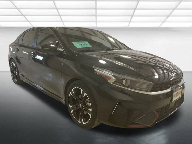 2024 Kia Forte GT-Line photo 3