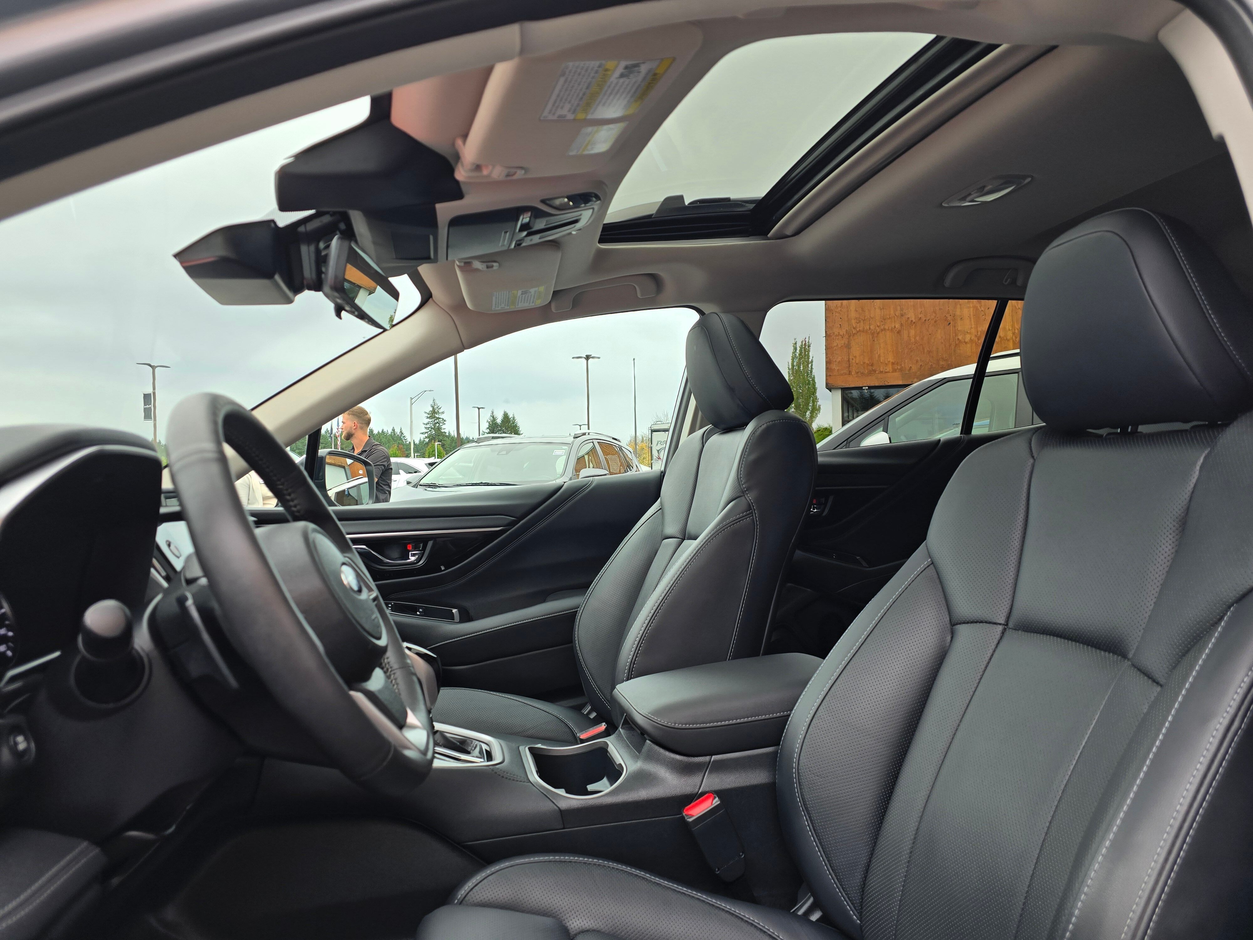2024 Subaru Outback Touring XT photo 7