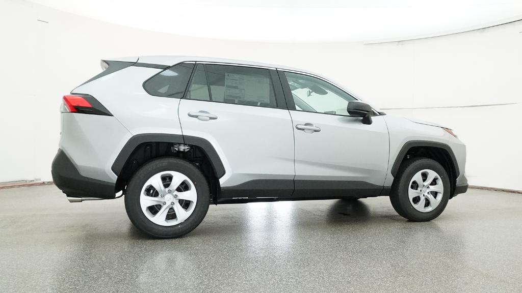 2025 Toyota RAV4 LE photo 23