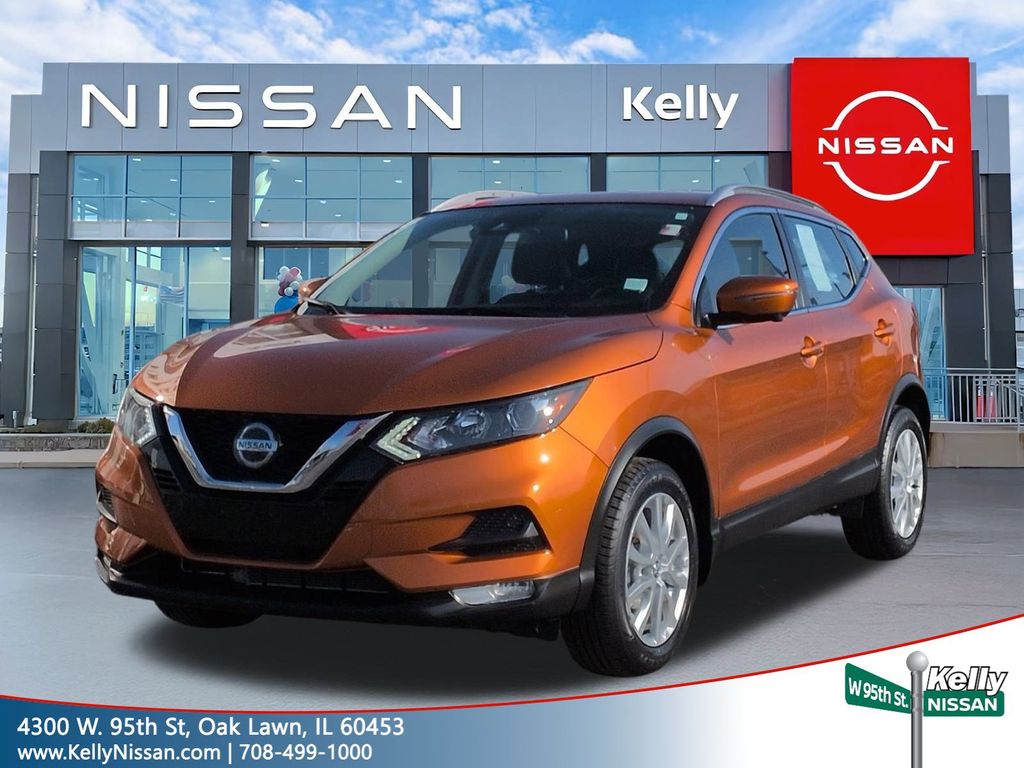 2022 Nissan Rogue Sport SV's photo
