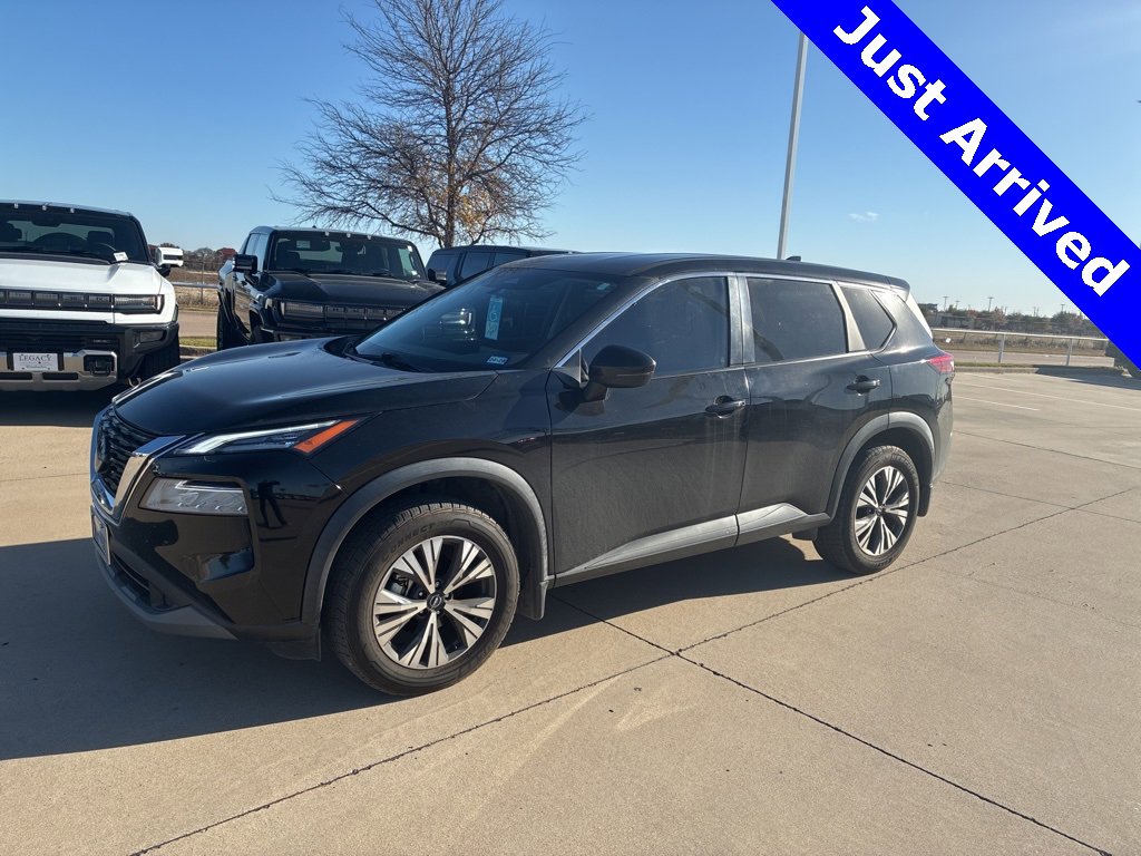 2022 Nissan Rogue SV's photo
