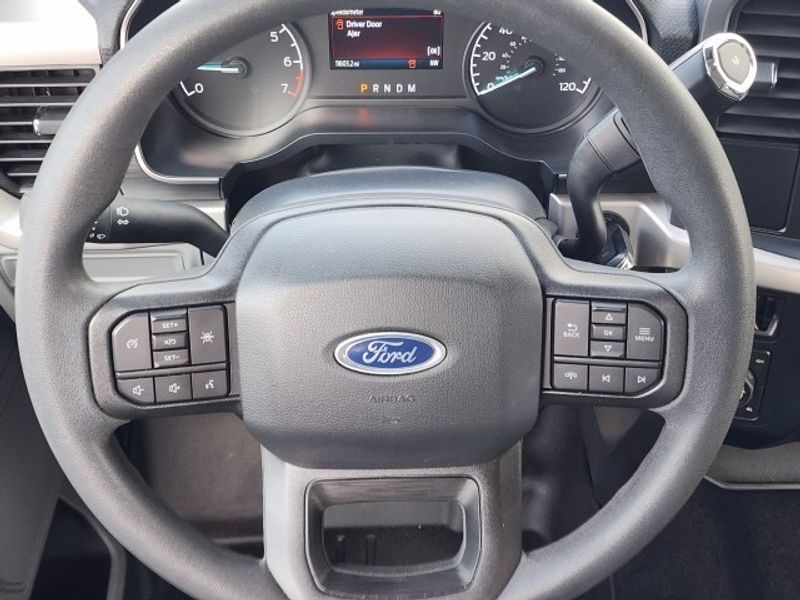 2022 Ford F-150 XLT photo 12