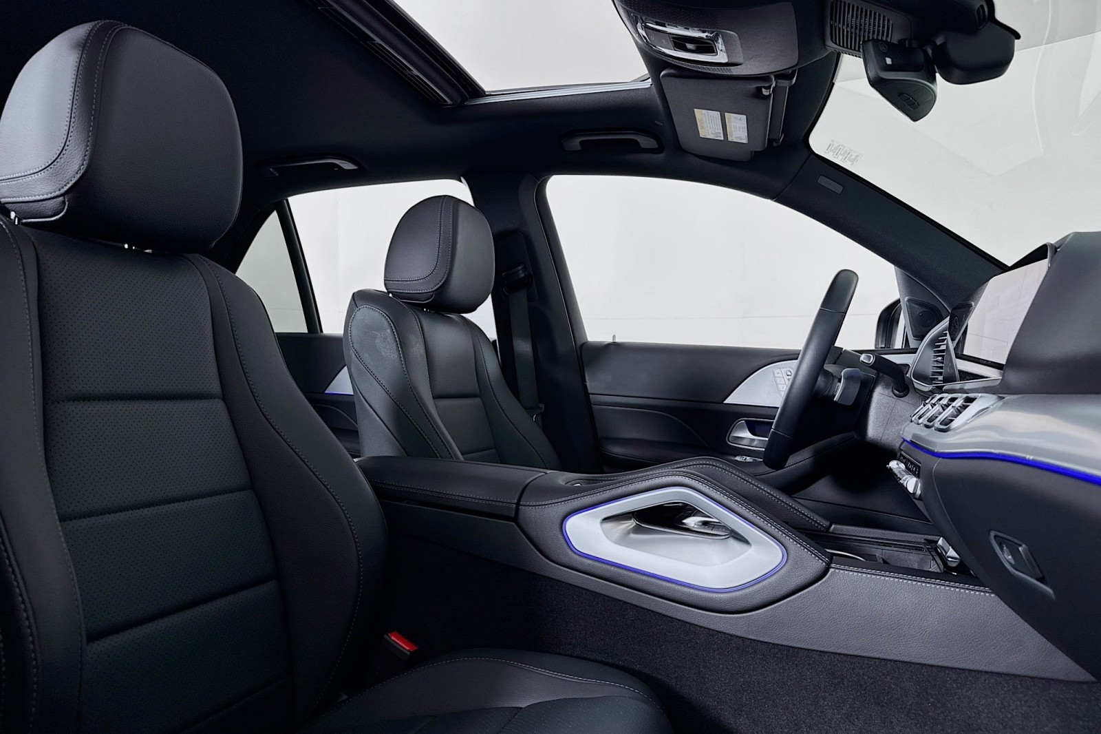 2025 Mercedes Benz GLE 450 4MATIC photo 6
