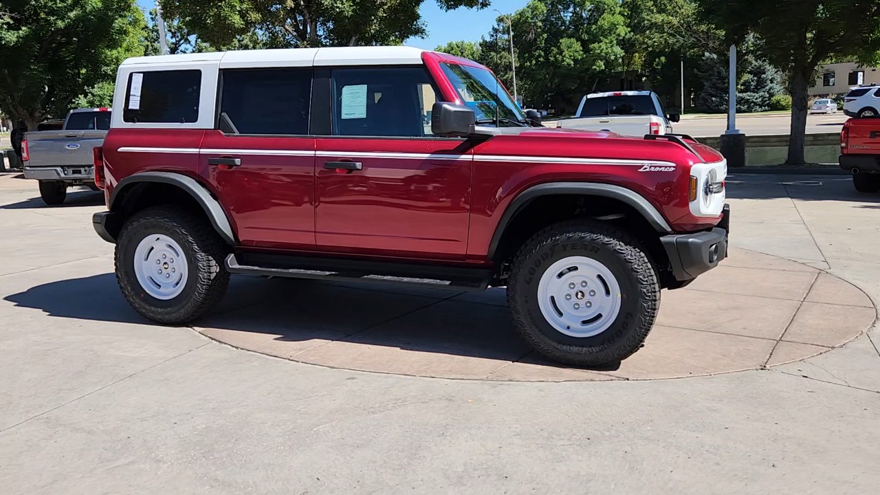 2025 Ford Bronco Heritage First Edition photo 9