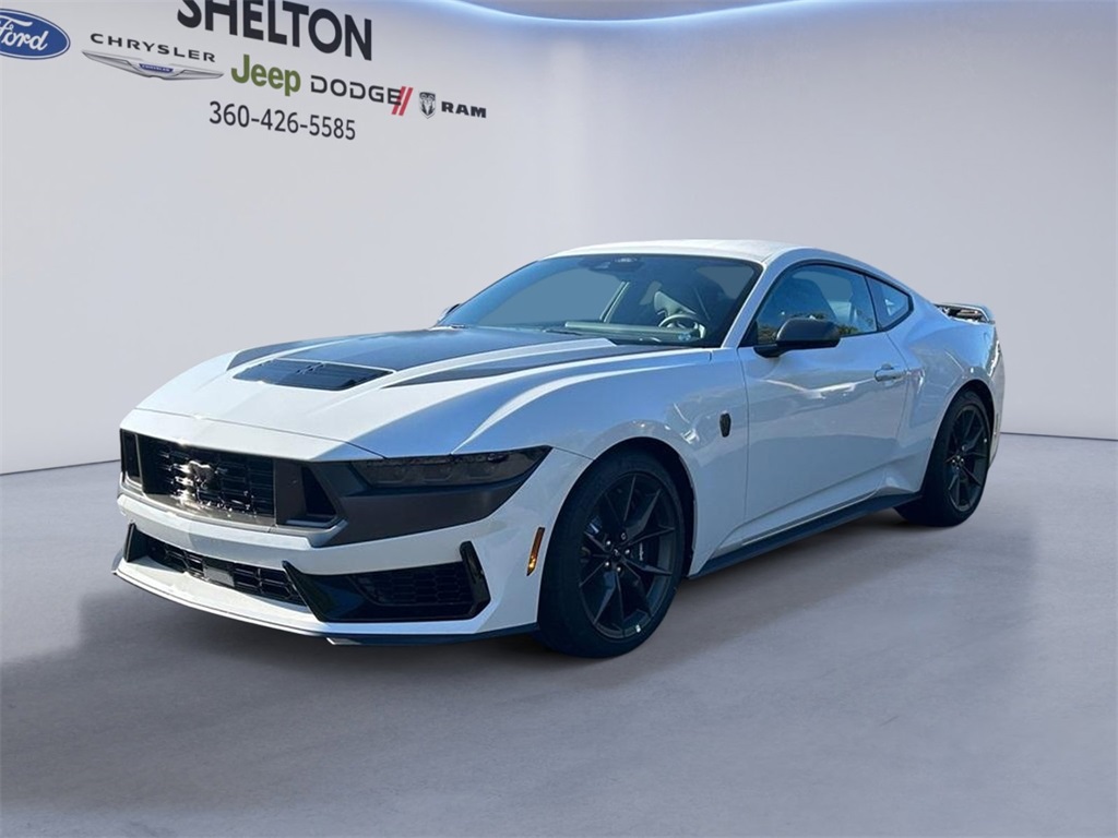 2025 Ford Mustang Dark Horse's photo