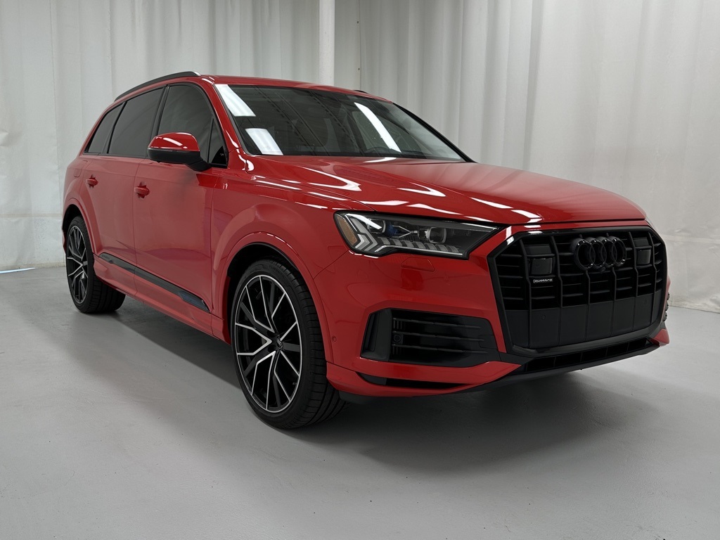 2022 Audi Q7 55 Prestige photo 2
