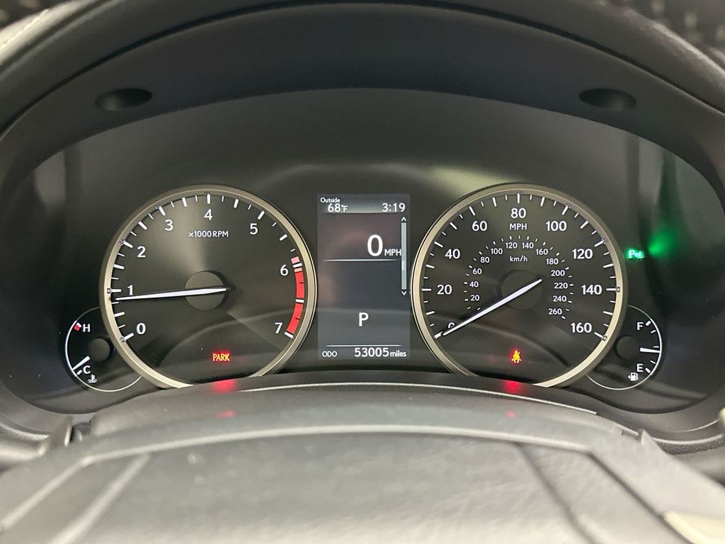 2021 Lexus NX 300 photo 18