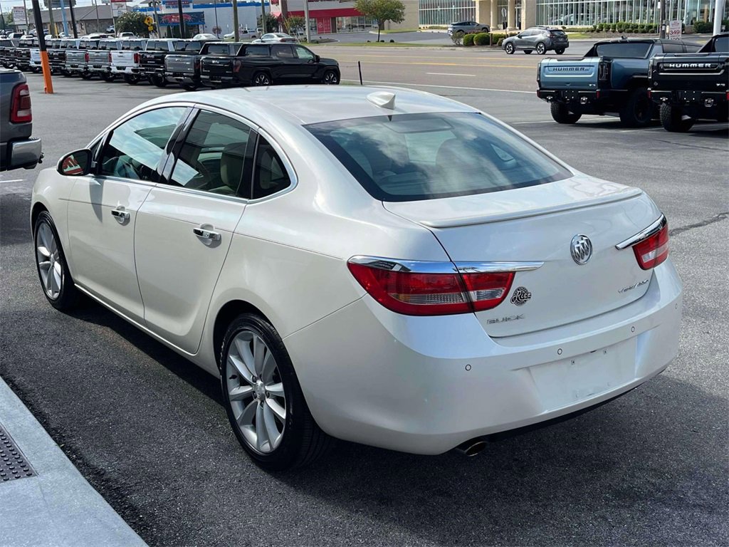 2016 Buick Verano Leather photo 5