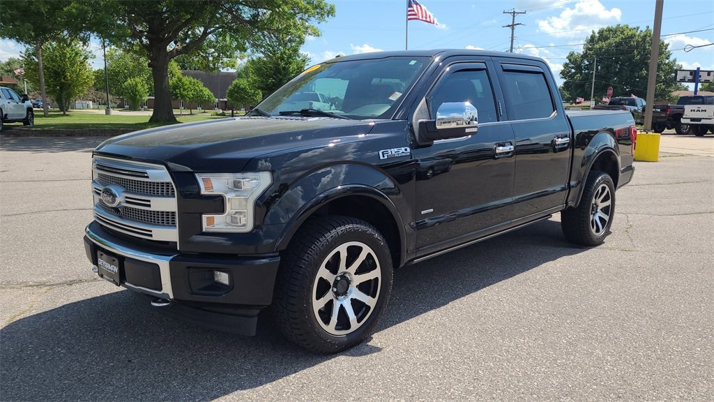 2017 Ford F-150 Platinum photo 6