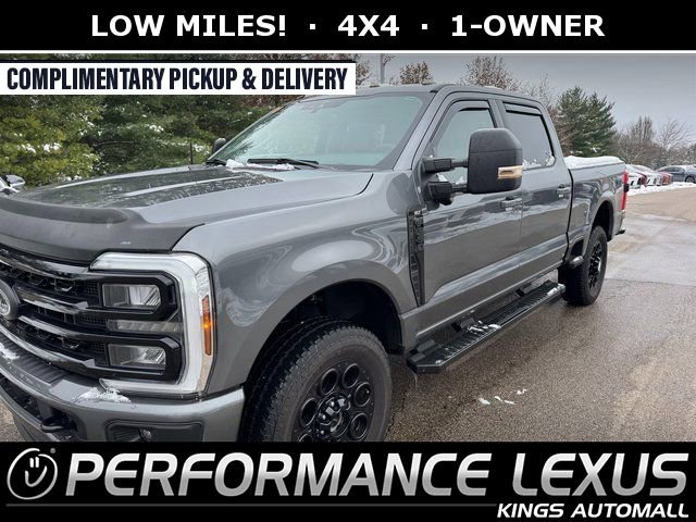 2024 Ford F-350 Super Duty XLT's photo