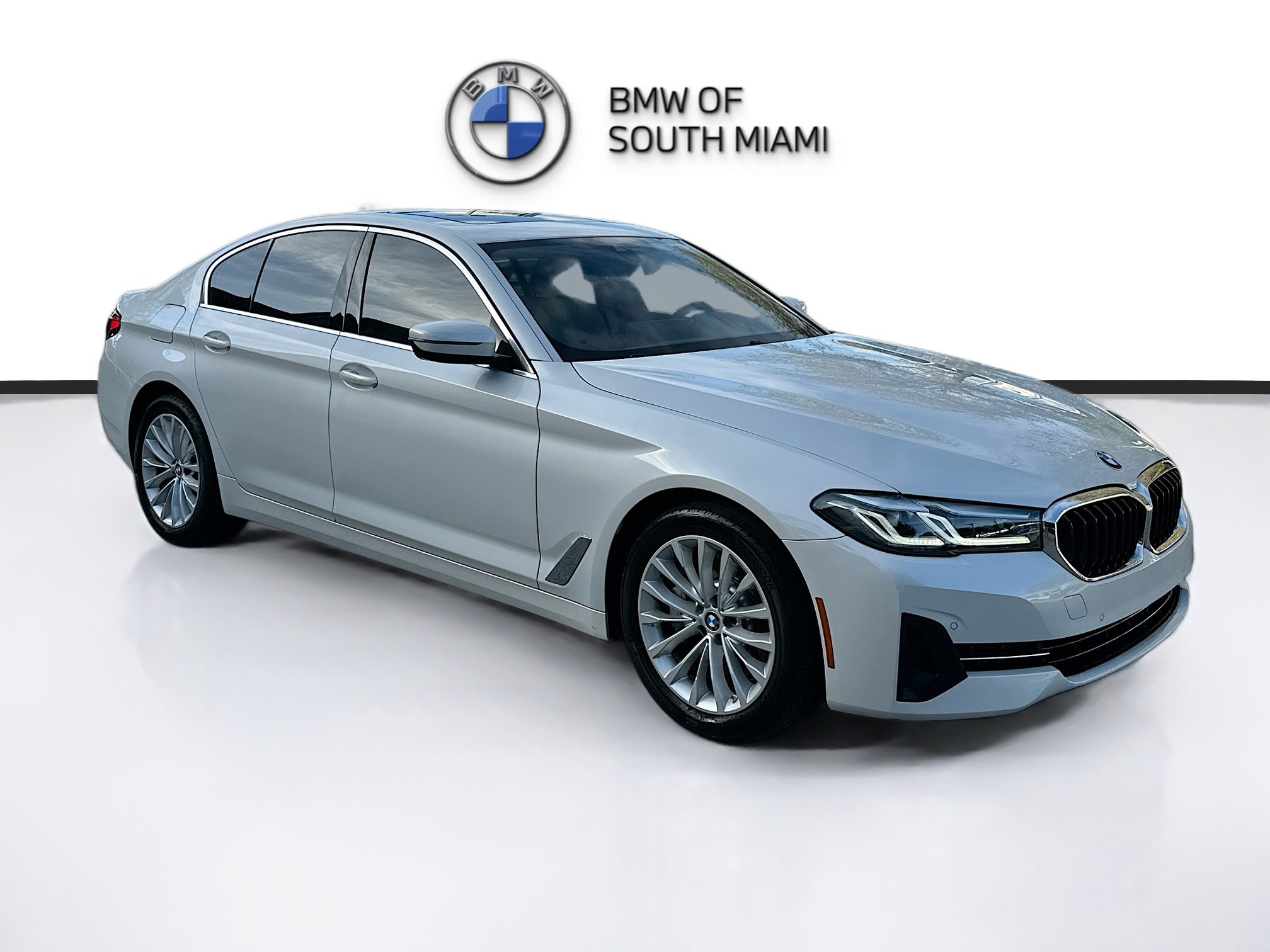 2023 BMW 5 Series 530i's photo