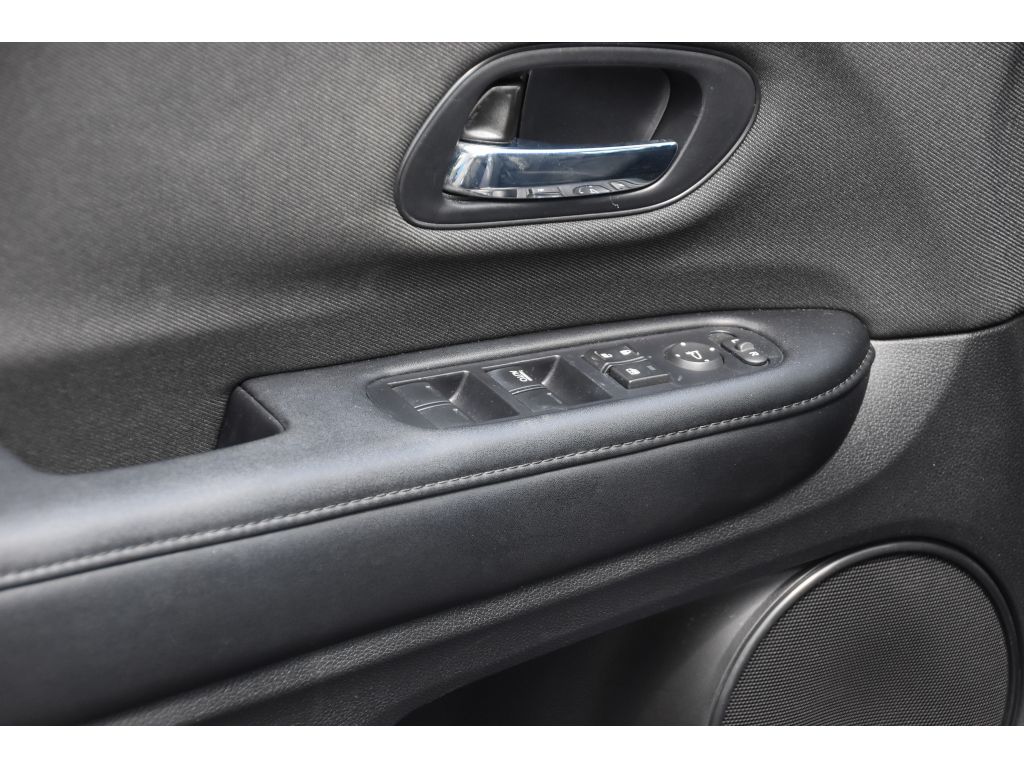 2021 Honda HR-V LX photo 20