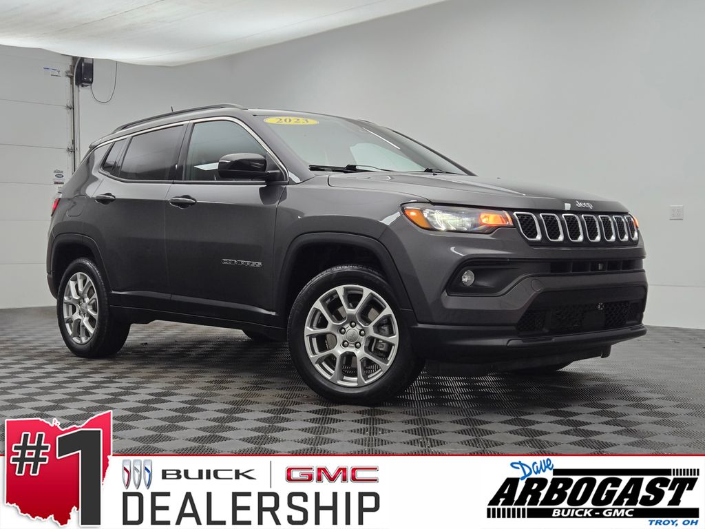 2023 Jeep Compass Latitude Lux