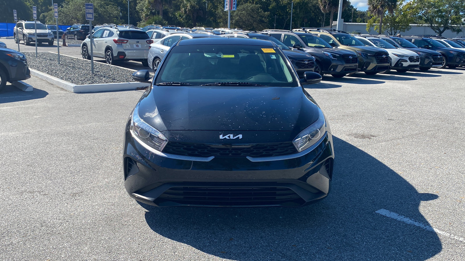 2023 Kia Forte LXS photo 2