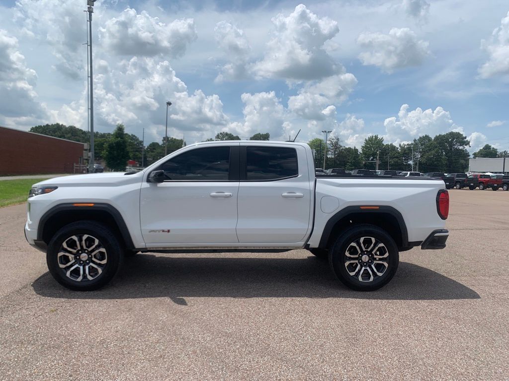2024 Gmc Canyon AT4 photo 2
