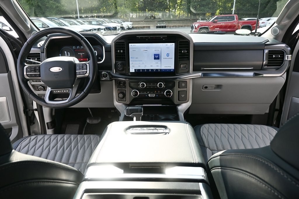 2023 Ford F-150 XLT photo 16
