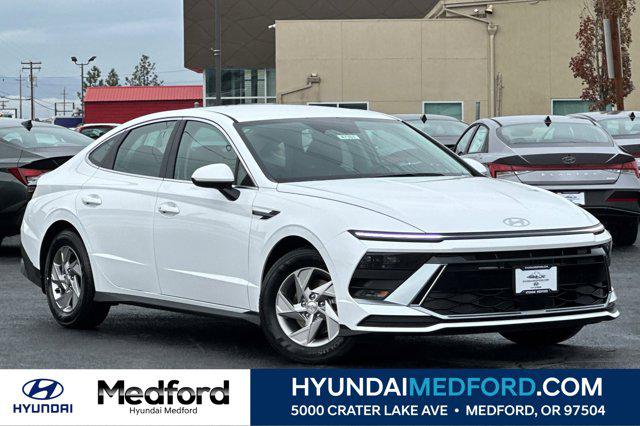 2026 Hyundai Sonata SE's photo
