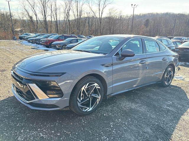 2026 Hyundai Sonata SEL's photo