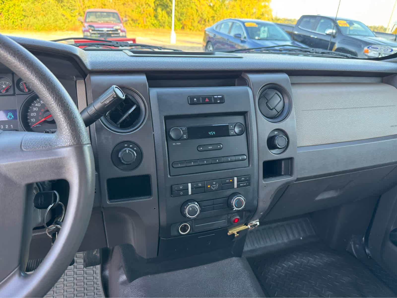 2009 Ford F-150 XLT photo 18