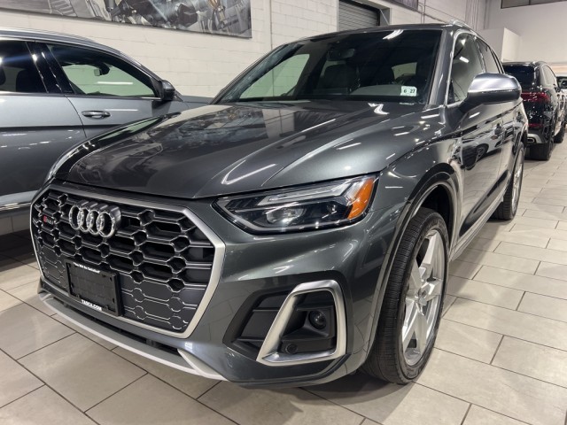 2022 Audi SQ5 Premium
