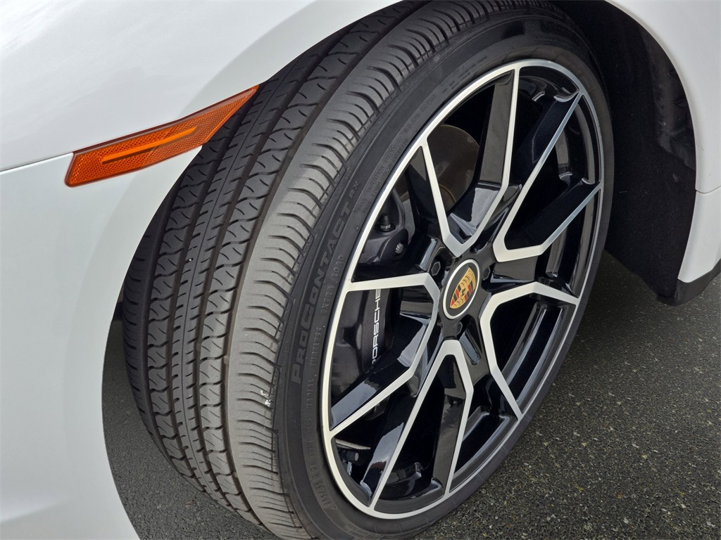 2023 Porsche Taycan Base photo 30