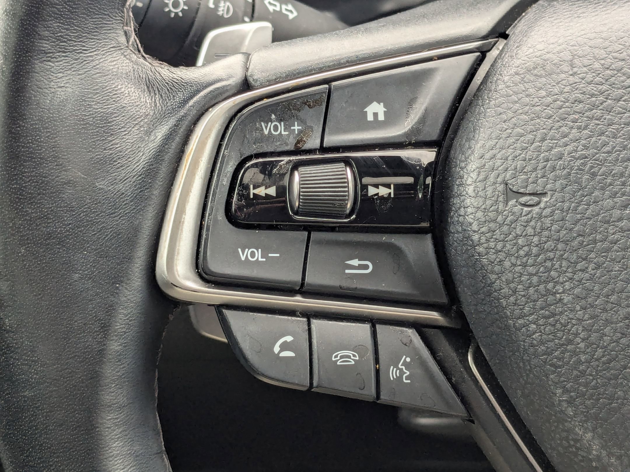 2022 Honda Accord Sport 2.0T photo 17