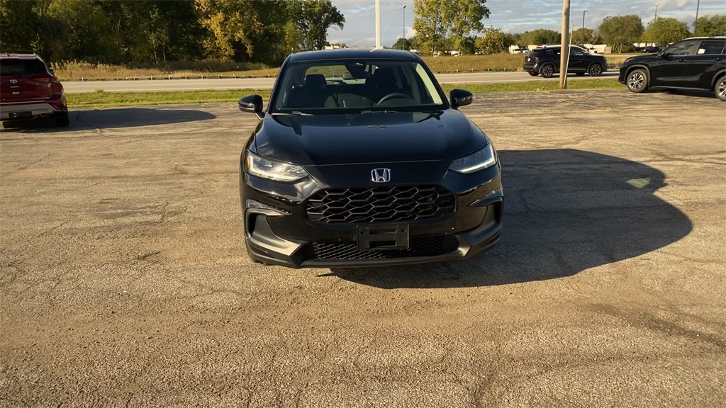 2023 Honda HR-V LX photo 3