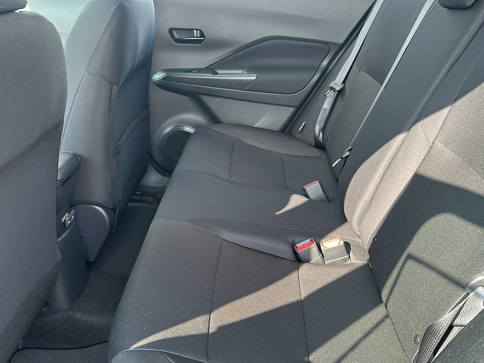 2025 Nissan Kicks Play S photo 3