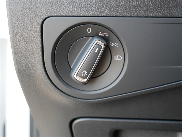 2022 Volkswagen Tiguan SE photo 20