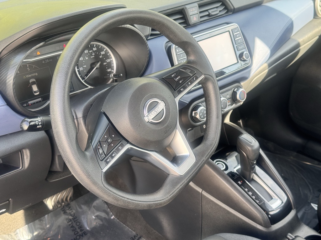 2023 Nissan Versa 1.6 SV photo 16