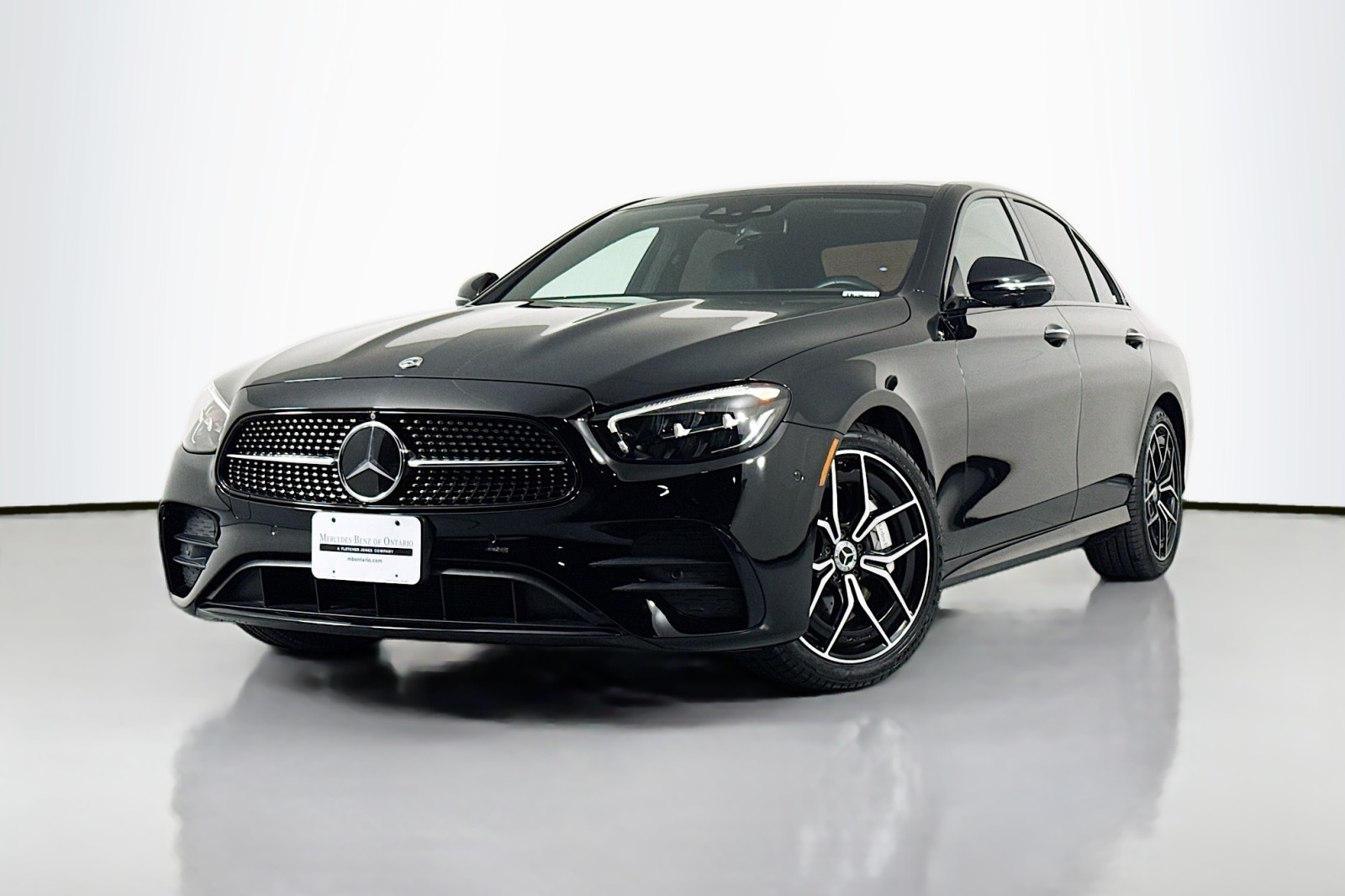 2022 Mercedes-Benz E-Class E350's photo