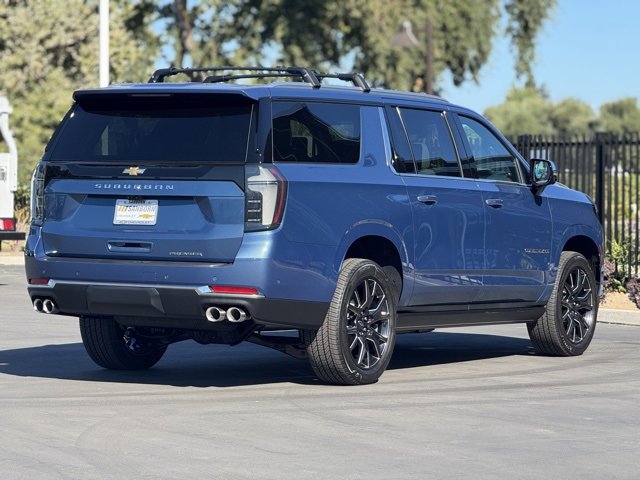 2025 Chevrolet Suburban Premier photo 2