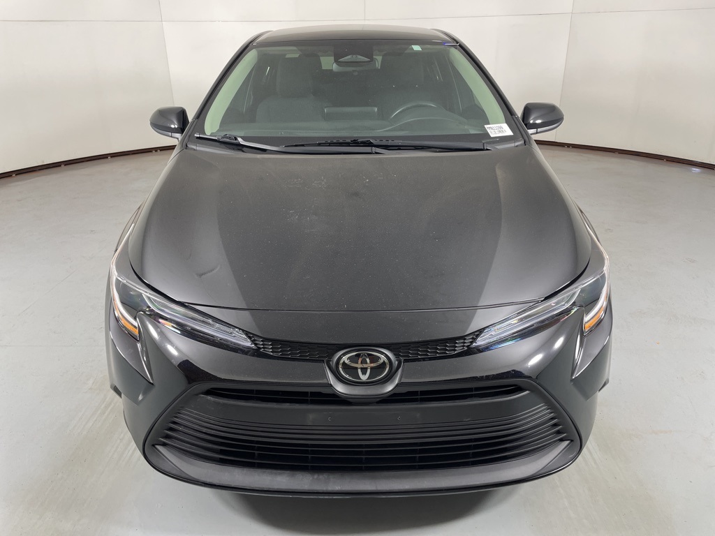 2024 Toyota Corolla LE photo 3