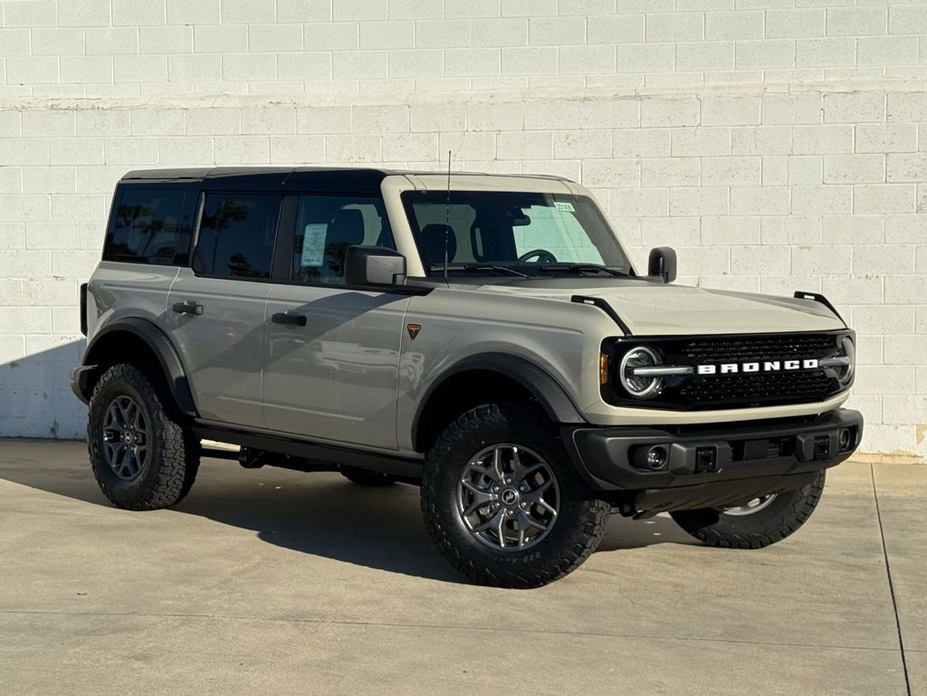 2025 Ford Bronco 4-Door Badlands's photo