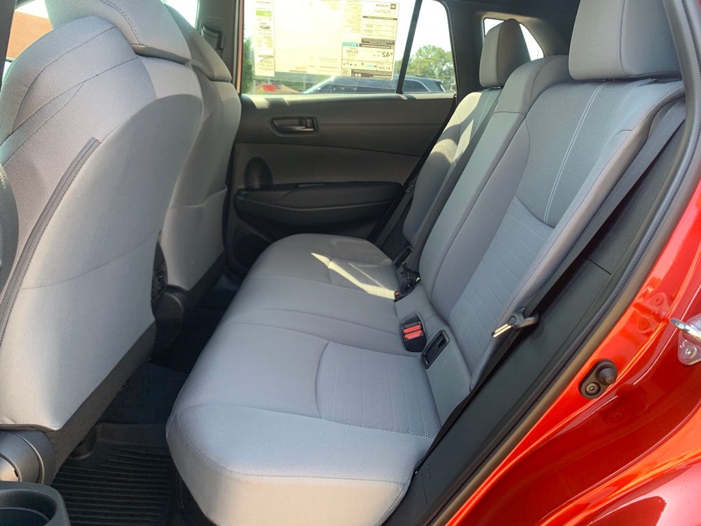 2025 Toyota Corolla Cross Hybrid SE photo 22