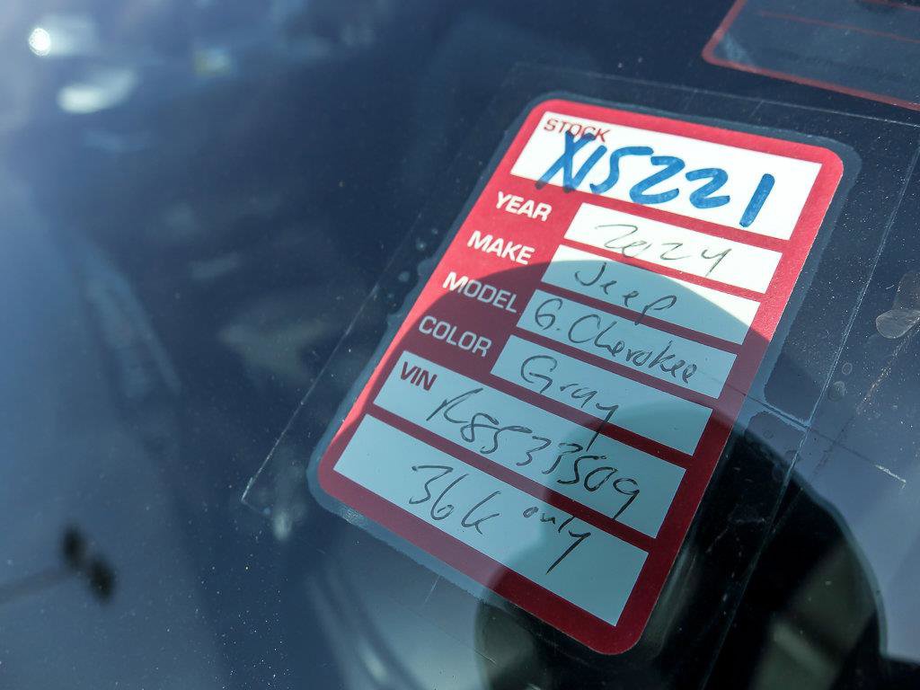 2024 JEEP GRAND CHEROKEE - Image 32