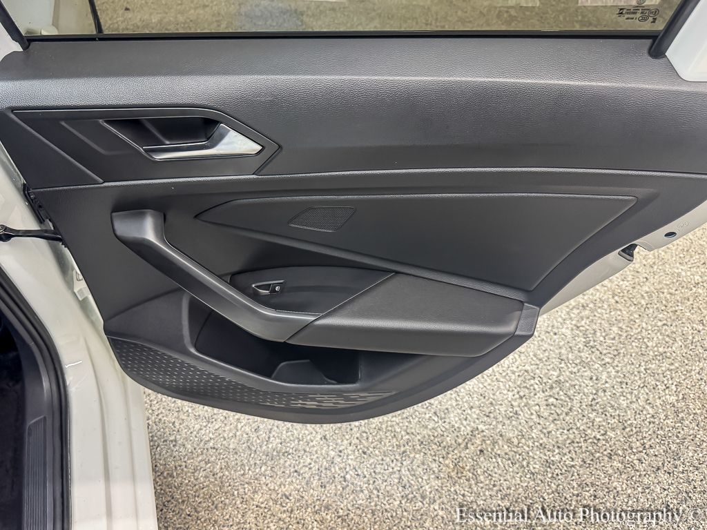 2024 VOLKSWAGEN JETTA - Image 28