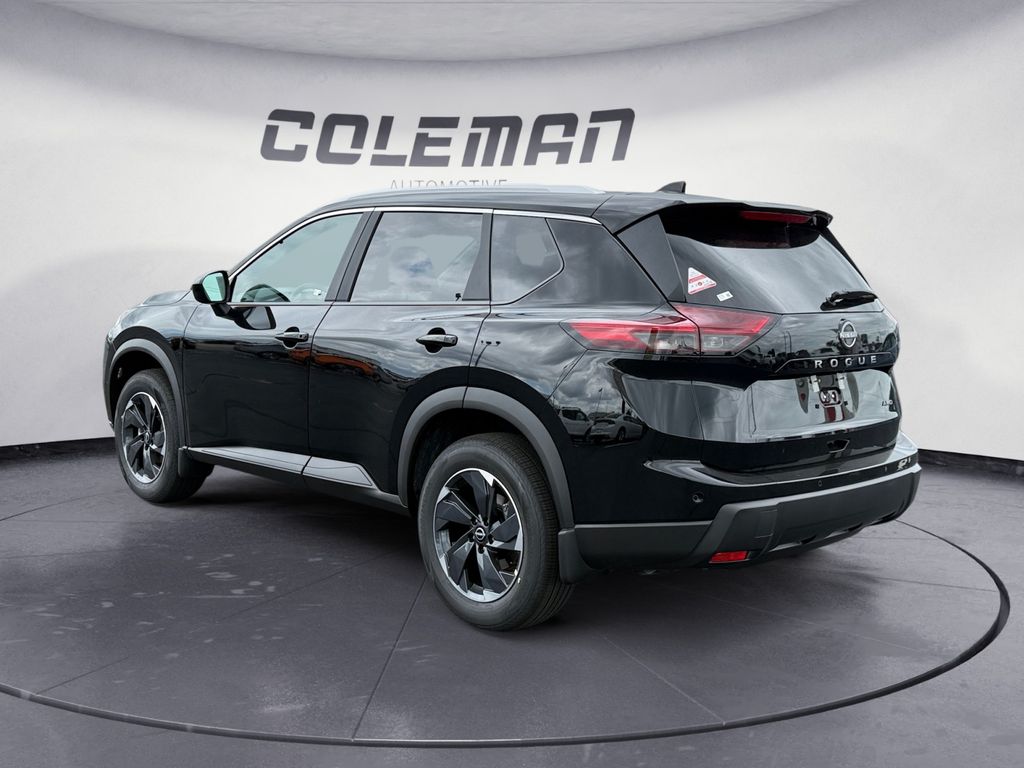 2026 Nissan Rogue SV photo 3