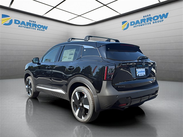 2026 Nissan Kicks SR photo 3