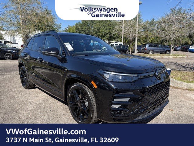 2026 Volkswagen Tiguan SE R-LINE BLACK's photo