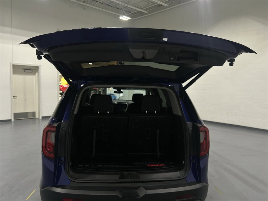 2023 Gmc Acadia SLE photo 19
