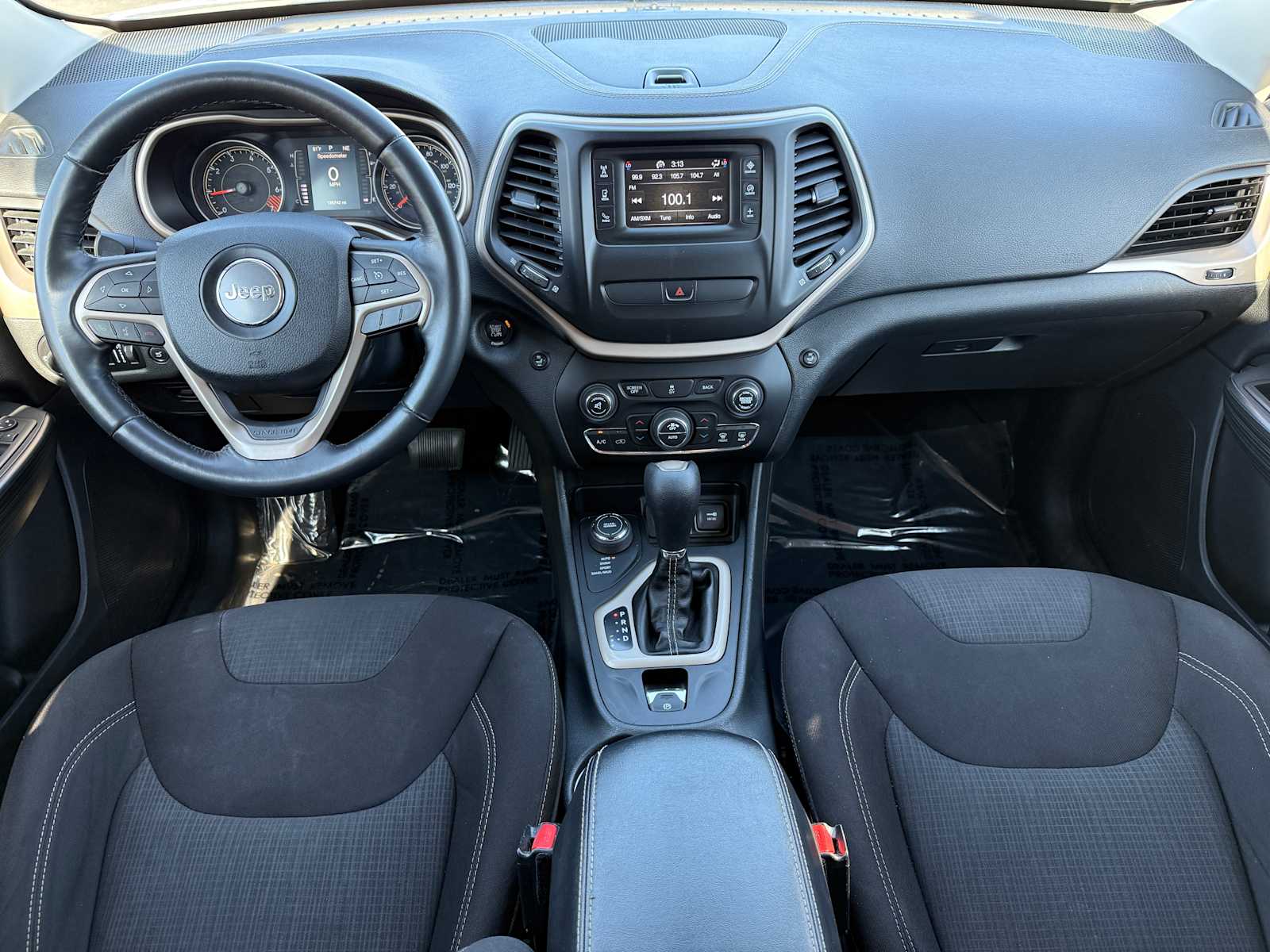 2015 Jeep Cherokee Latitude photo 12