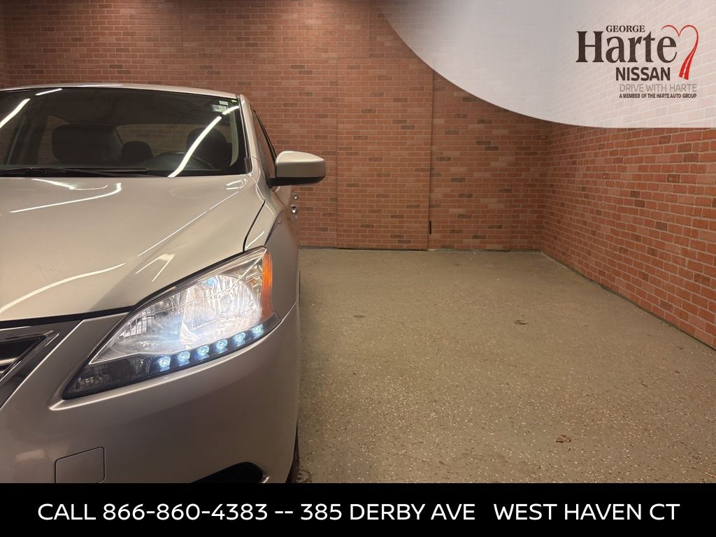 2015 Nissan Sentra SV photo 31