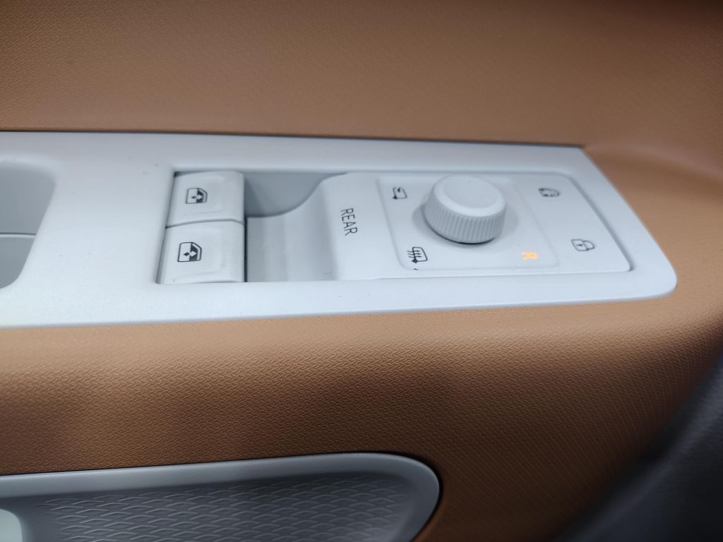 2025 Volkswagen ID. Buzz photo 20